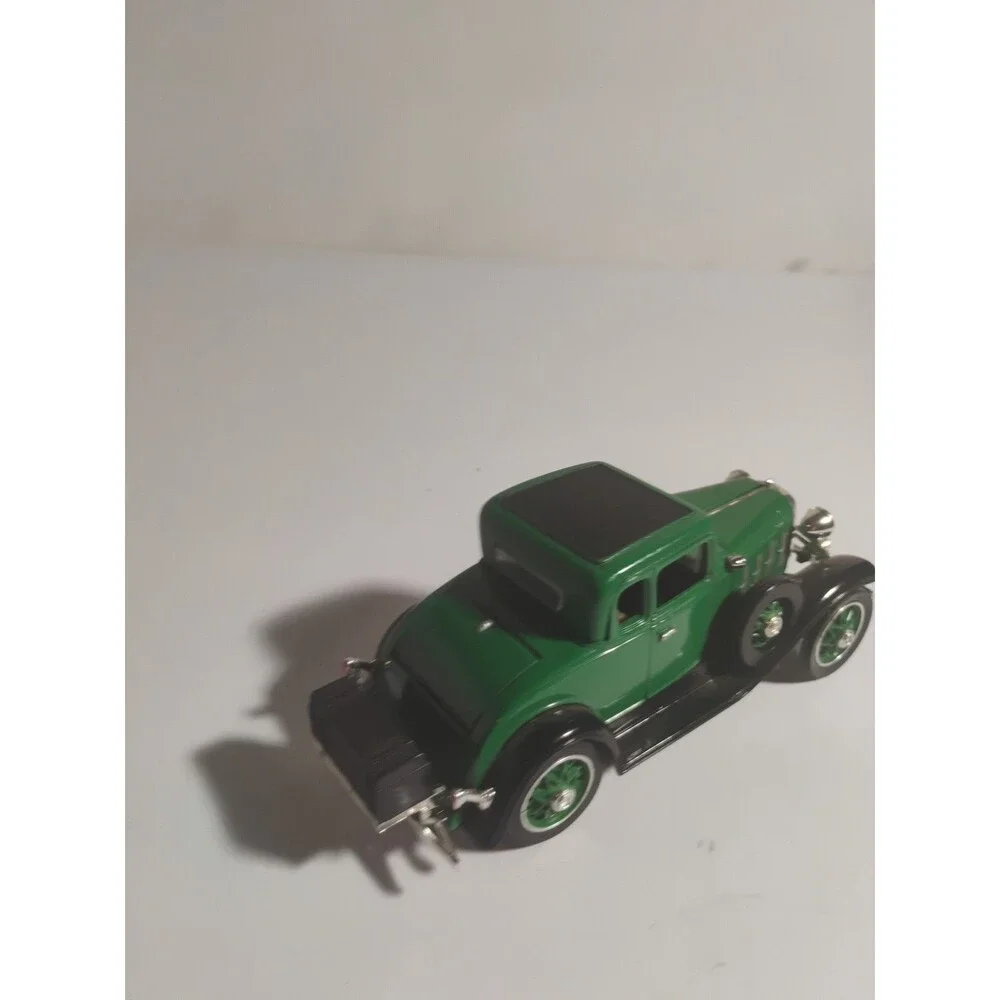 1932 CHEVY COUPE CONFEDERATE SERIES CAR 1/32-Bright GREEN NATIONAL MOTOR MUSEUM